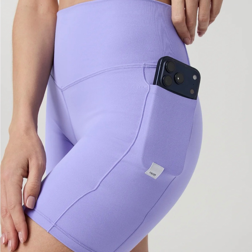 Vuori alltheform pocket shorts 6” in hyacinth color